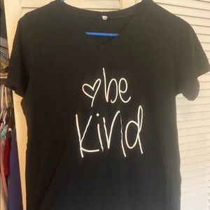 Be kind graphic tee